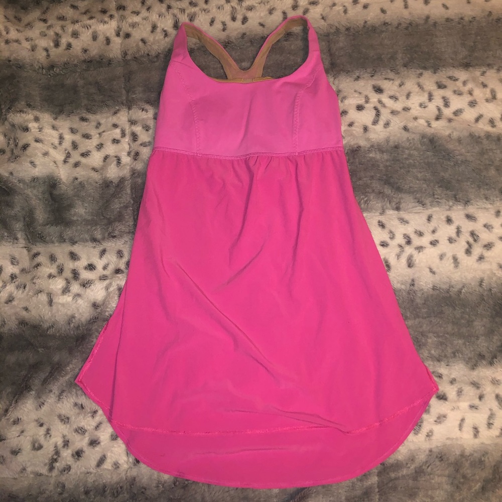Lululemon pink tank